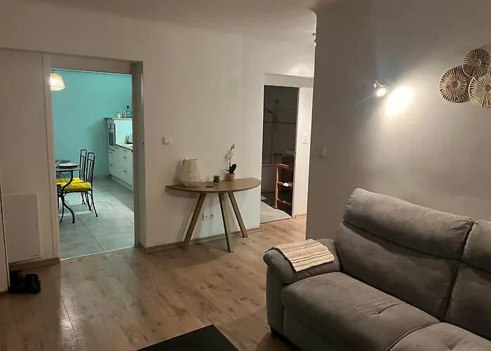 Appartement Privatif Avec Exterieur